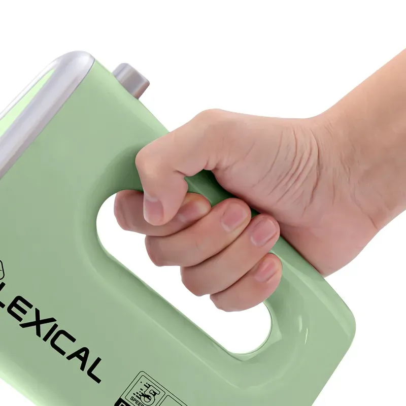 Batteur à main Lexical LMX - 1730